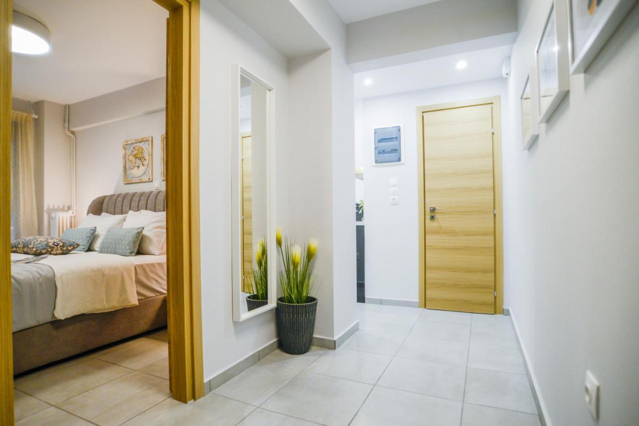 אתונה Your Home Away From Home In Erectheium מראה חיצוני תמונה