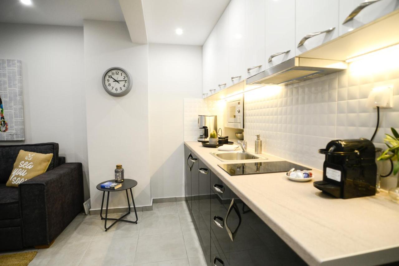אתונה Your Home Away From Home In Erectheium מראה חיצוני תמונה